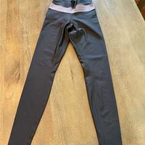 ALO Yoga Charcoal Leggings